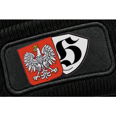 Czapka zimowa dla kibica HFP czarna z naszywką orzeł tarcza
